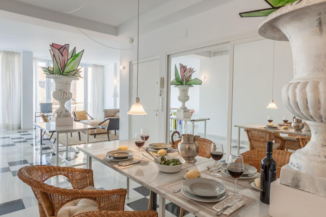 Apartamento Deluxe Calle Imagen Севилья Экстерьер фото