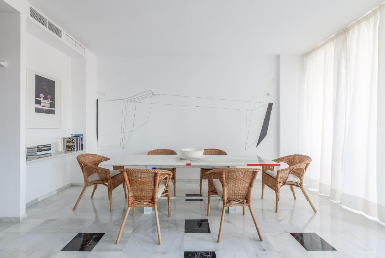 Apartamento Deluxe Calle Imagen Севилья Экстерьер фото