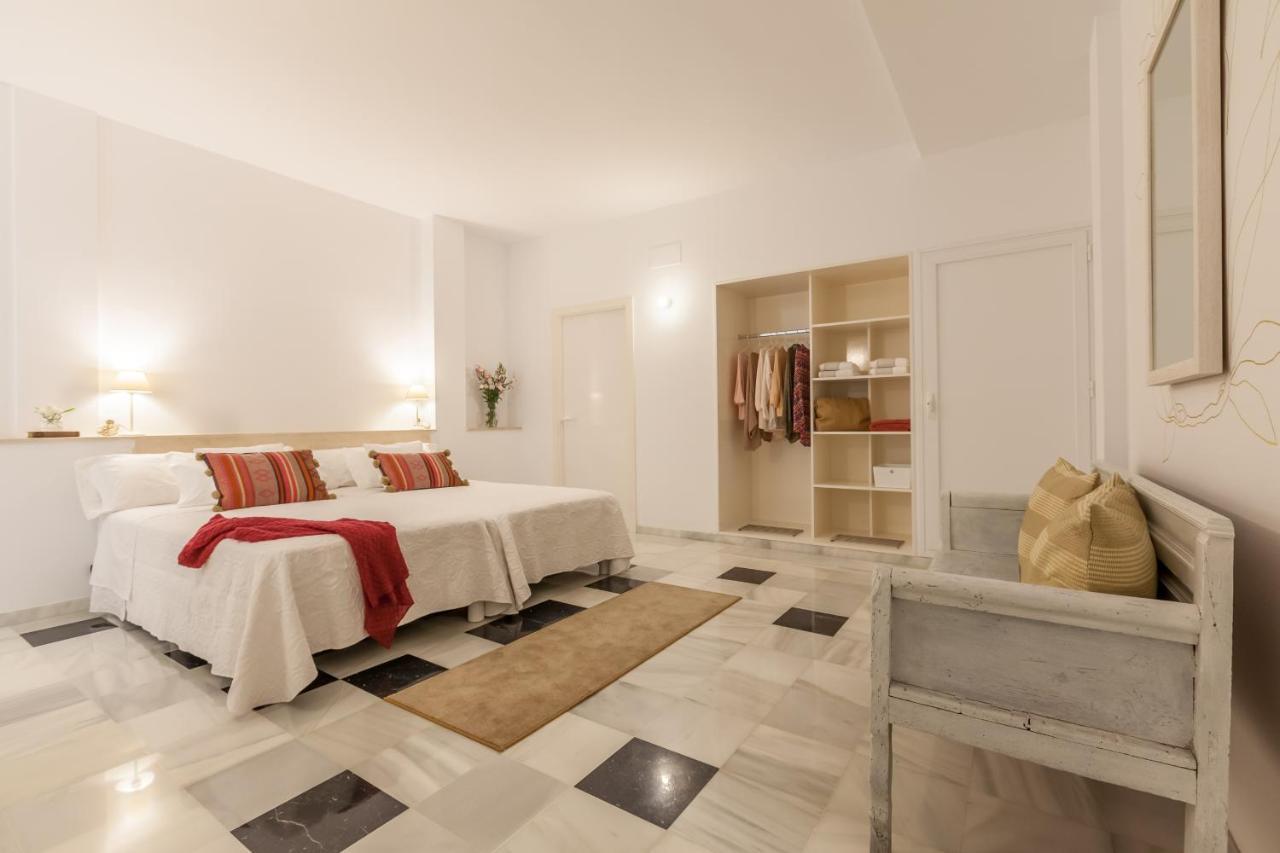 Apartamento Deluxe Calle Imagen Севилья Экстерьер фото