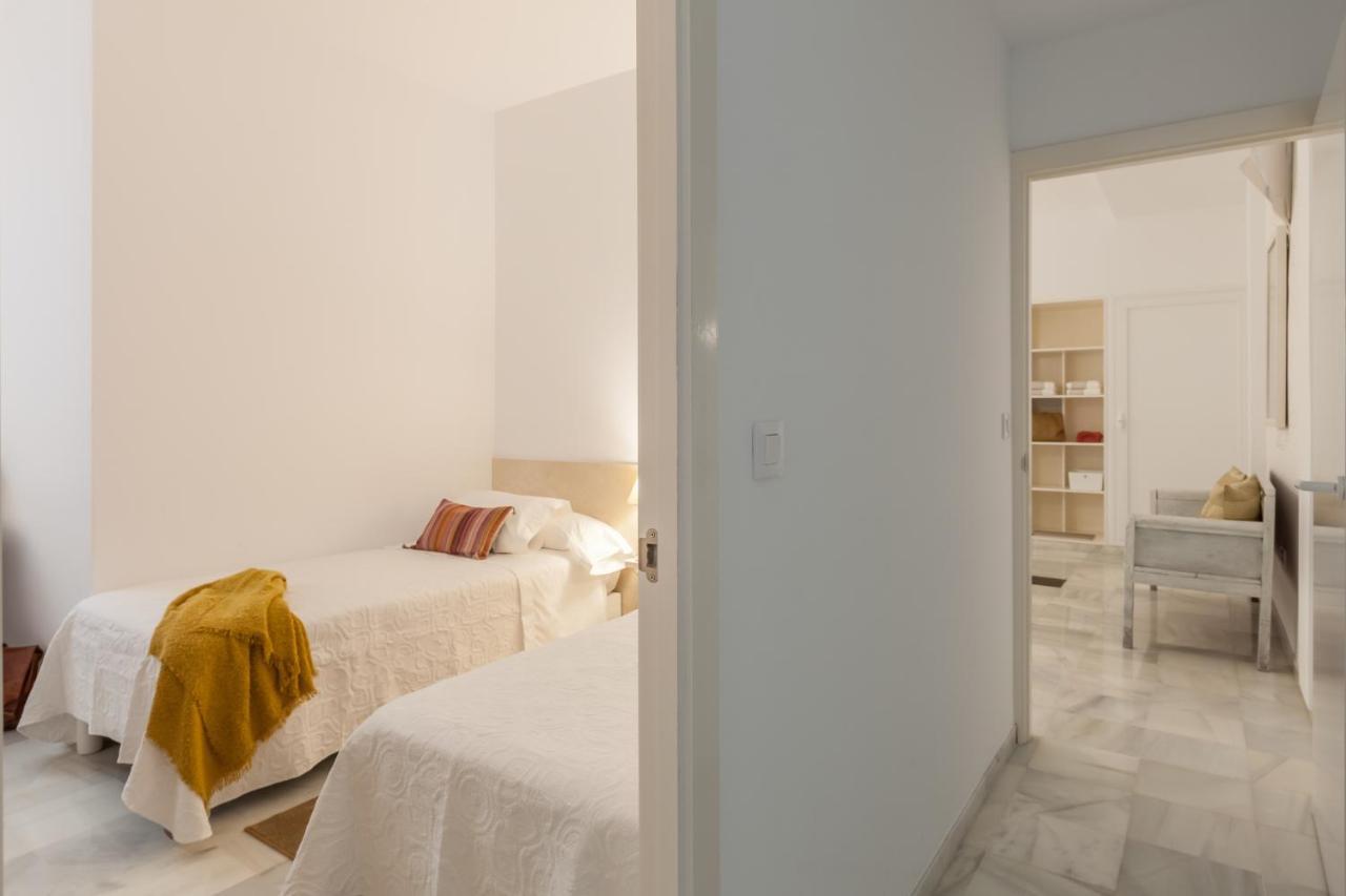 Apartamento Deluxe Calle Imagen Севилья Экстерьер фото